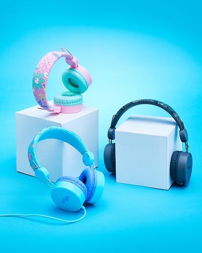 Earbuds & Headphones