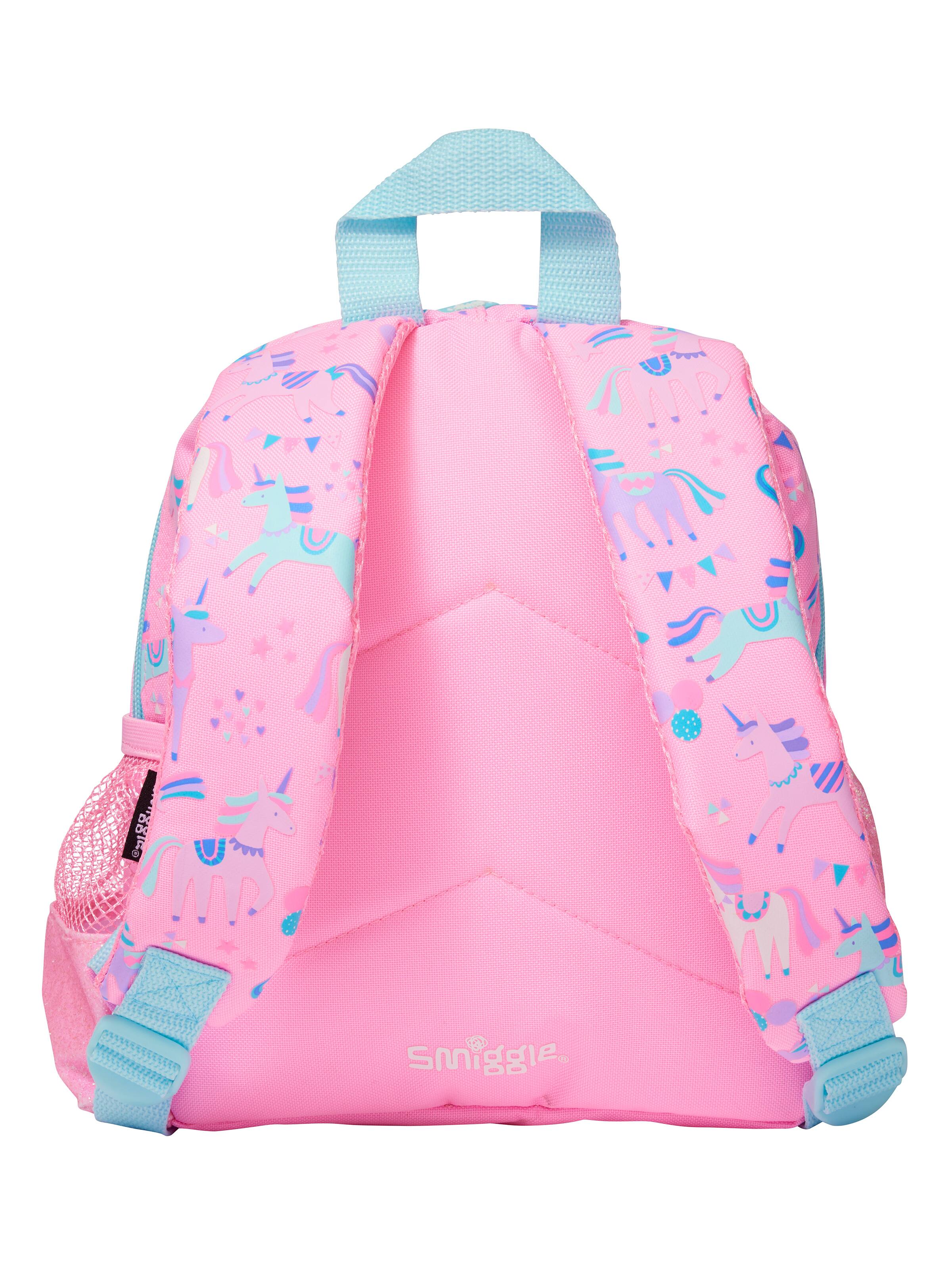 Smiggle - Shop our Neon backpacks fit for every occasion 😍 Need a new  school backpack? Give the Neon Classic Backpack a whirl! Need a backpack  for day trips or overnight stays?